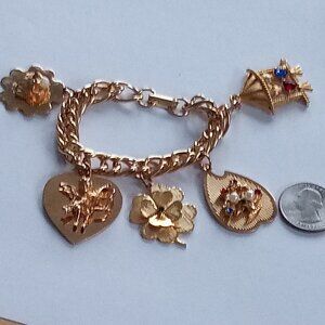 Vintage Gold tone Charm 7.5" Curb Chain Bracelet 5 Different Charms OBCC Marking